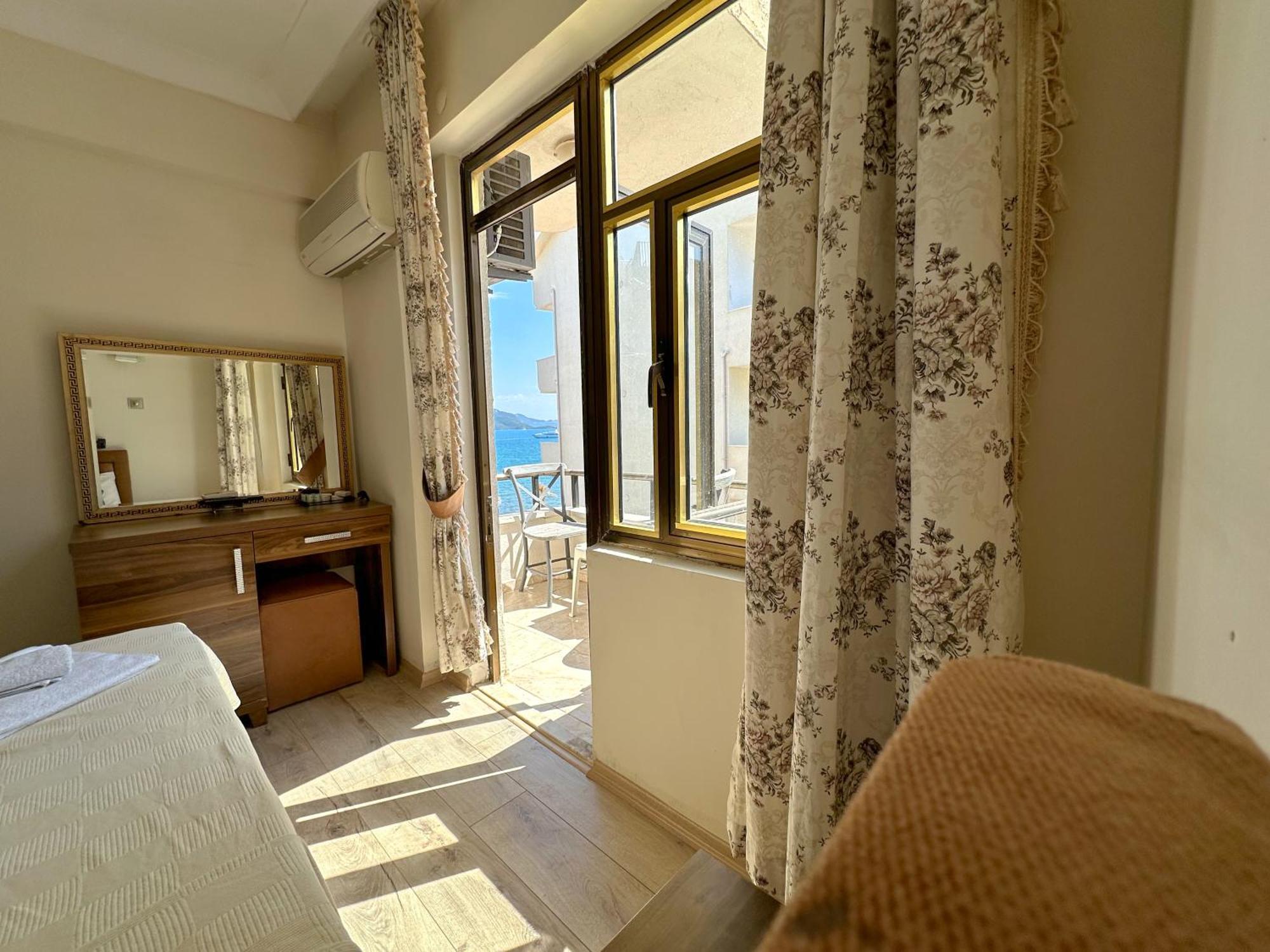 Reis Beach Hotel Marmaris Bagian luar foto