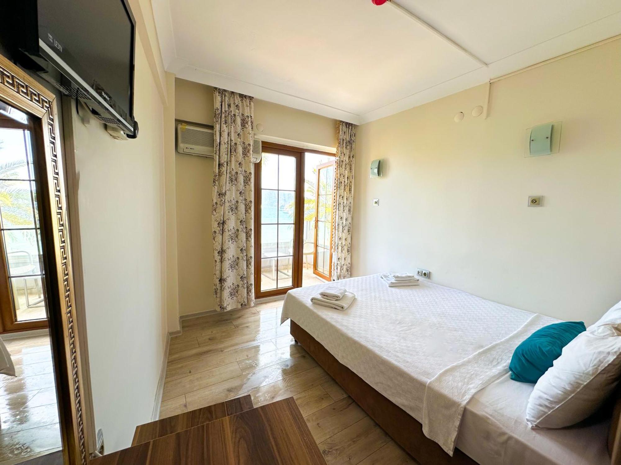 Reis Beach Hotel Marmaris Bagian luar foto