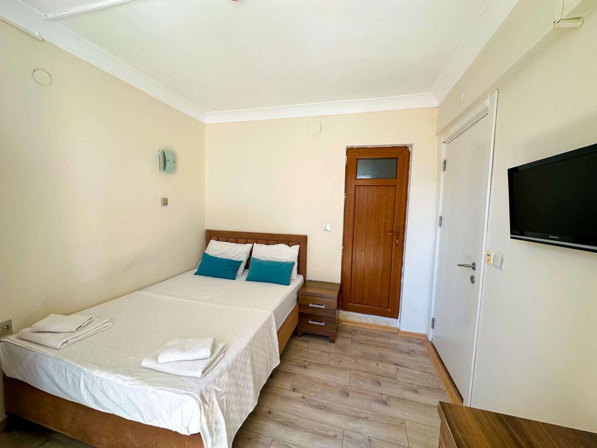 Reis Beach Hotel Marmaris Bagian luar foto