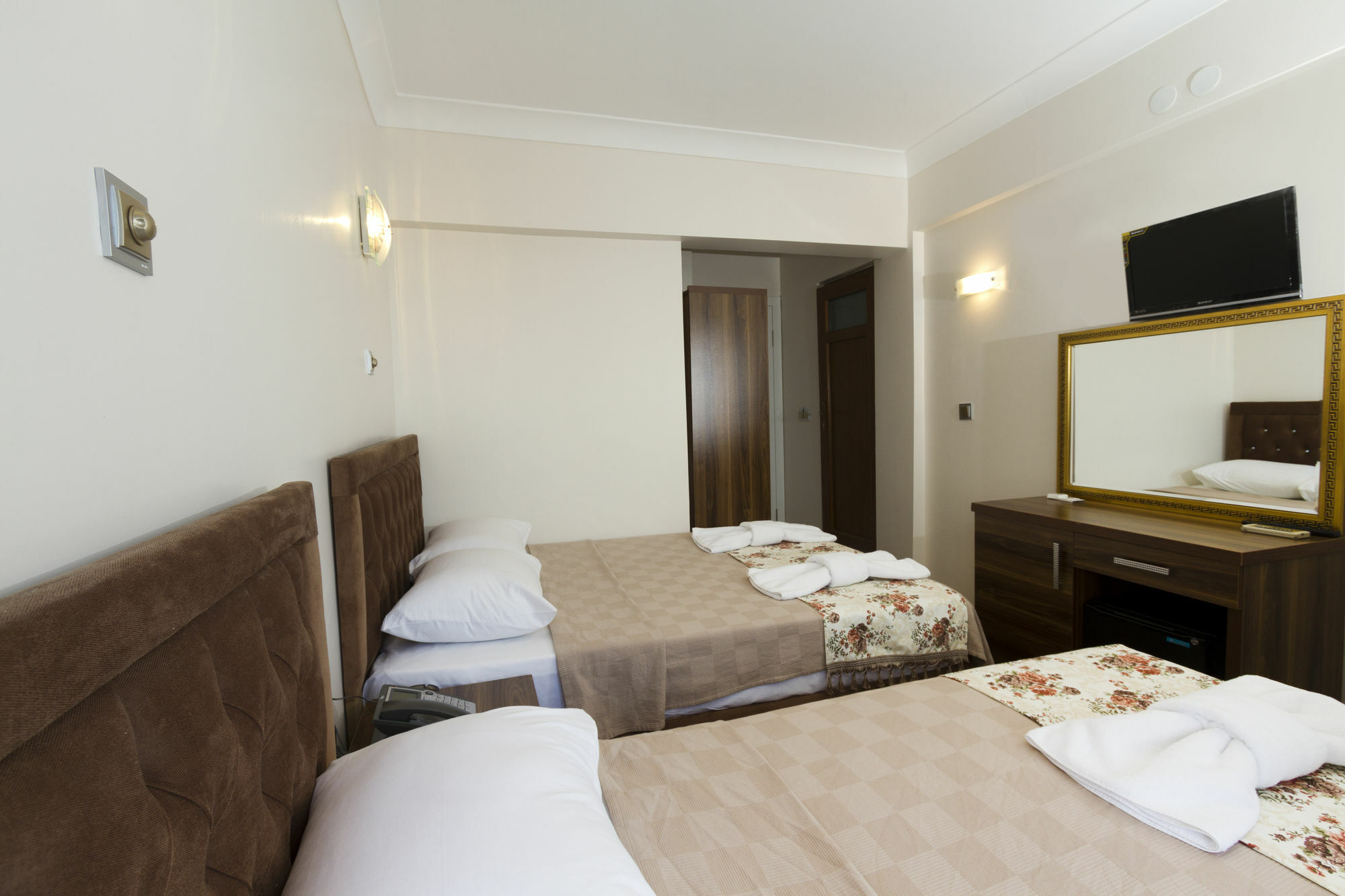 Reis Beach Hotel Marmaris Bagian luar foto